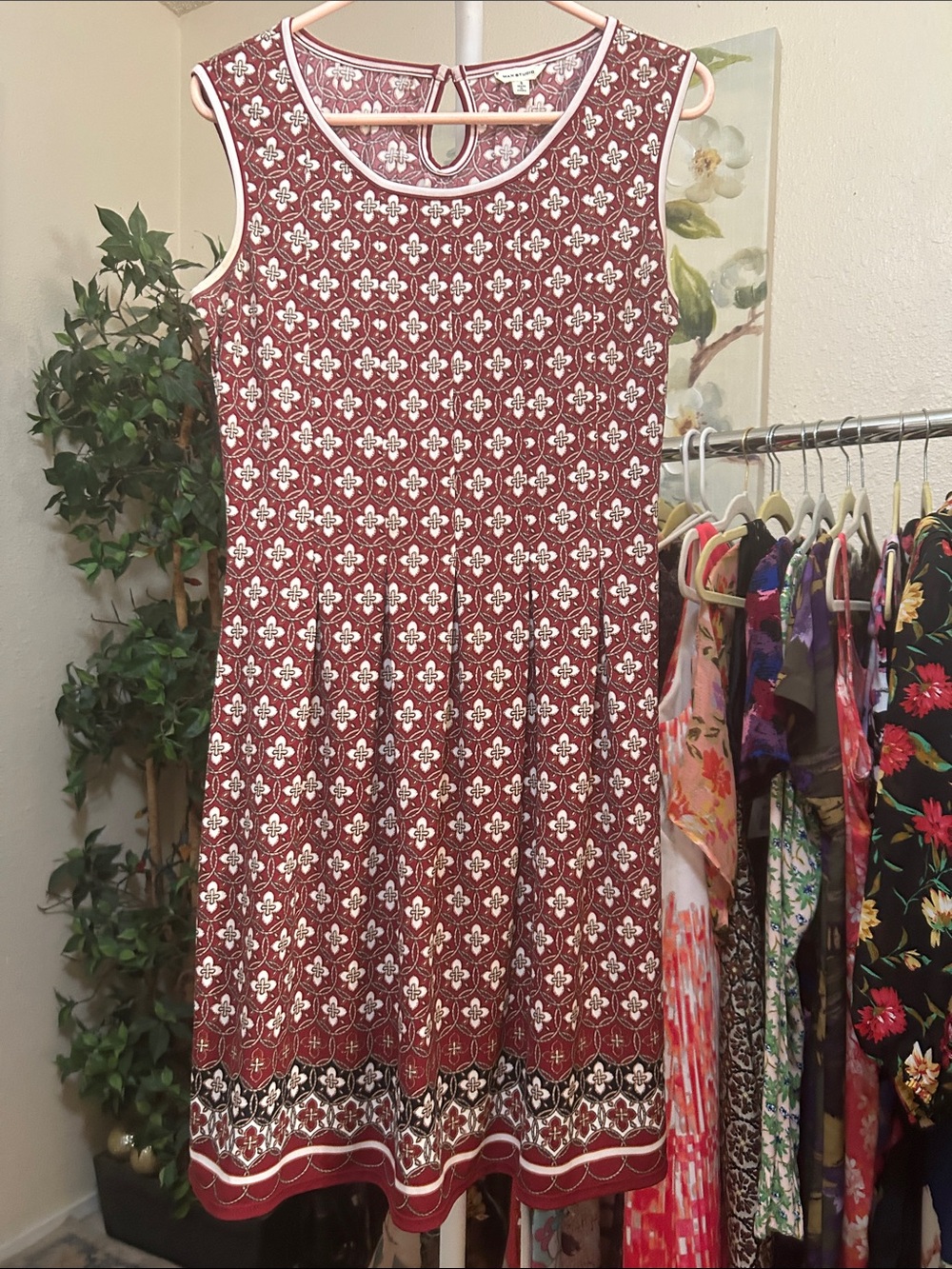 Max Studio Burgundy Floral Sleeveless Midi Dress